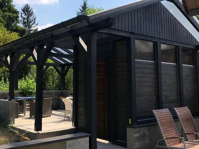 Juno Vendeghaz Гостевой дом Мишкольц