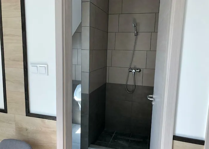 Juno Vendeghaz Гостевой дом Мишкольц