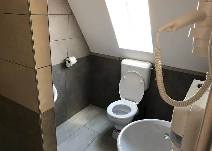 Juno Vendeghaz Гостевой дом Мишкольц